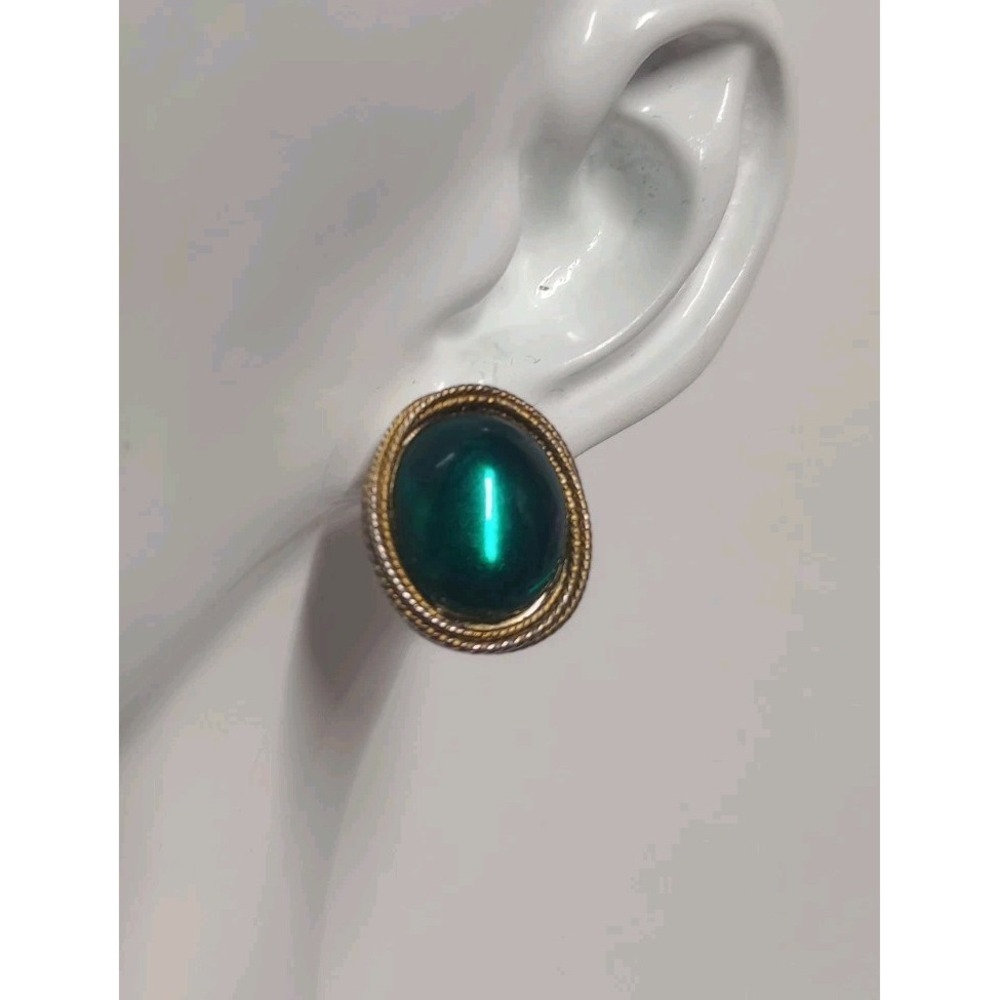 Vintage 80's Green‎ Oval Goldtone Earrings